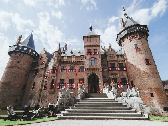 Entrada al Castillo de Haar Haarzuilens Utrecht Países Bajos
