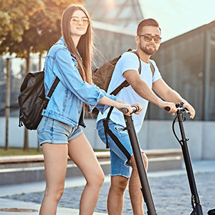 Visita guiada en patinete eléctrico por Cádiz Excursiones y Actividades en Cádiz - Buendía