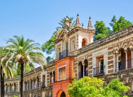 Puerta de los jardines del Alcázar en Sevilla-Entrada Real Alcázar de Sevilla - Actividades, entradas y excursiones en Sevilla Buendía 