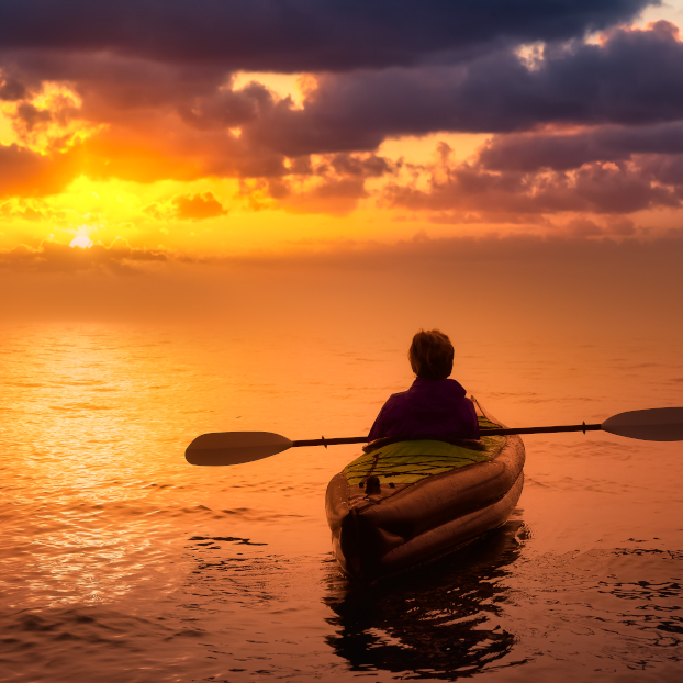 Alquiler de Kayak en Menorca - Excursión en Kayak a la Puesta de Sol en Es Grau - Actividades y Experiencias Buendía Baleares, Menorca