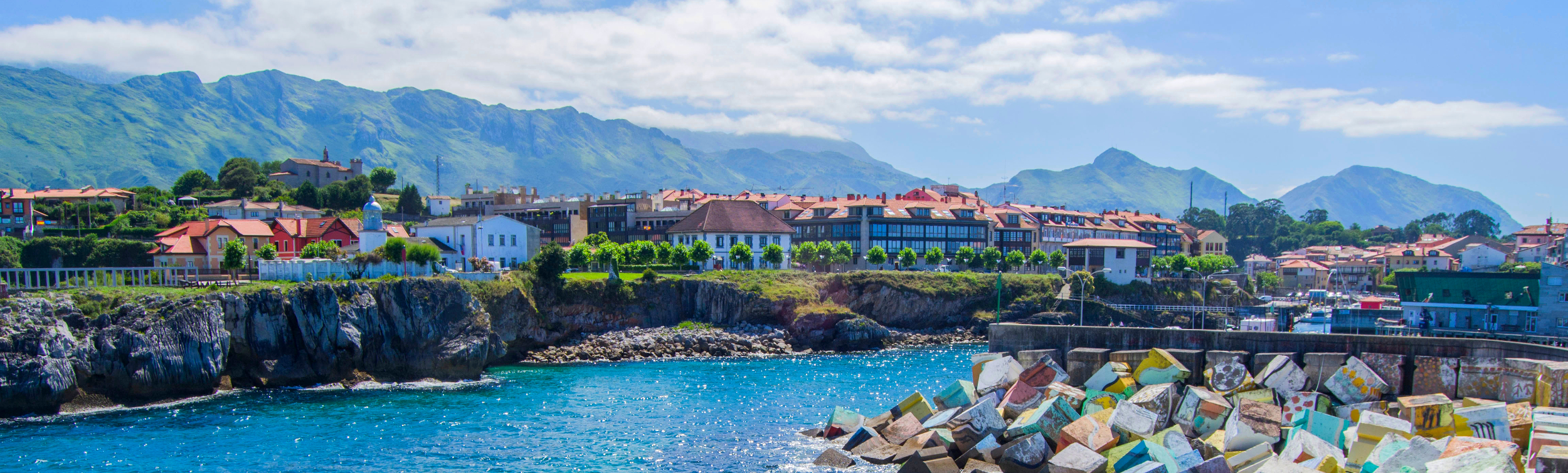 Tours a pie y visitas guiadas en Llanes