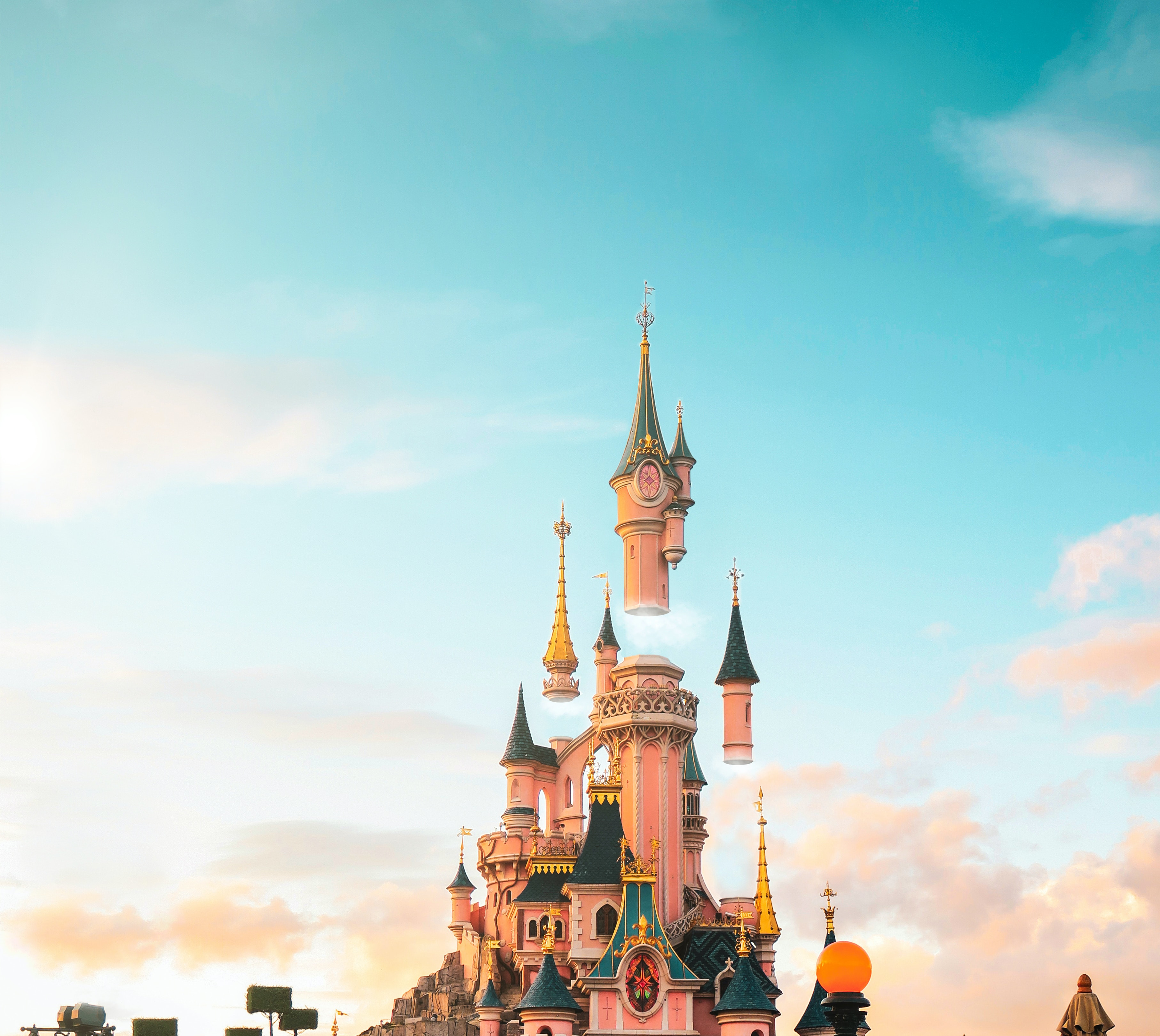 Vista del Castillo de Disney - Atracciones Turísticas en París - Buendía - Experiencias Únicas