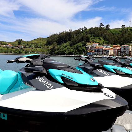 Alquiler motos de agua Asturias