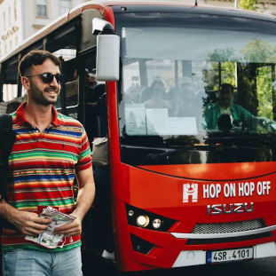 Bus hop on hop off en Praga