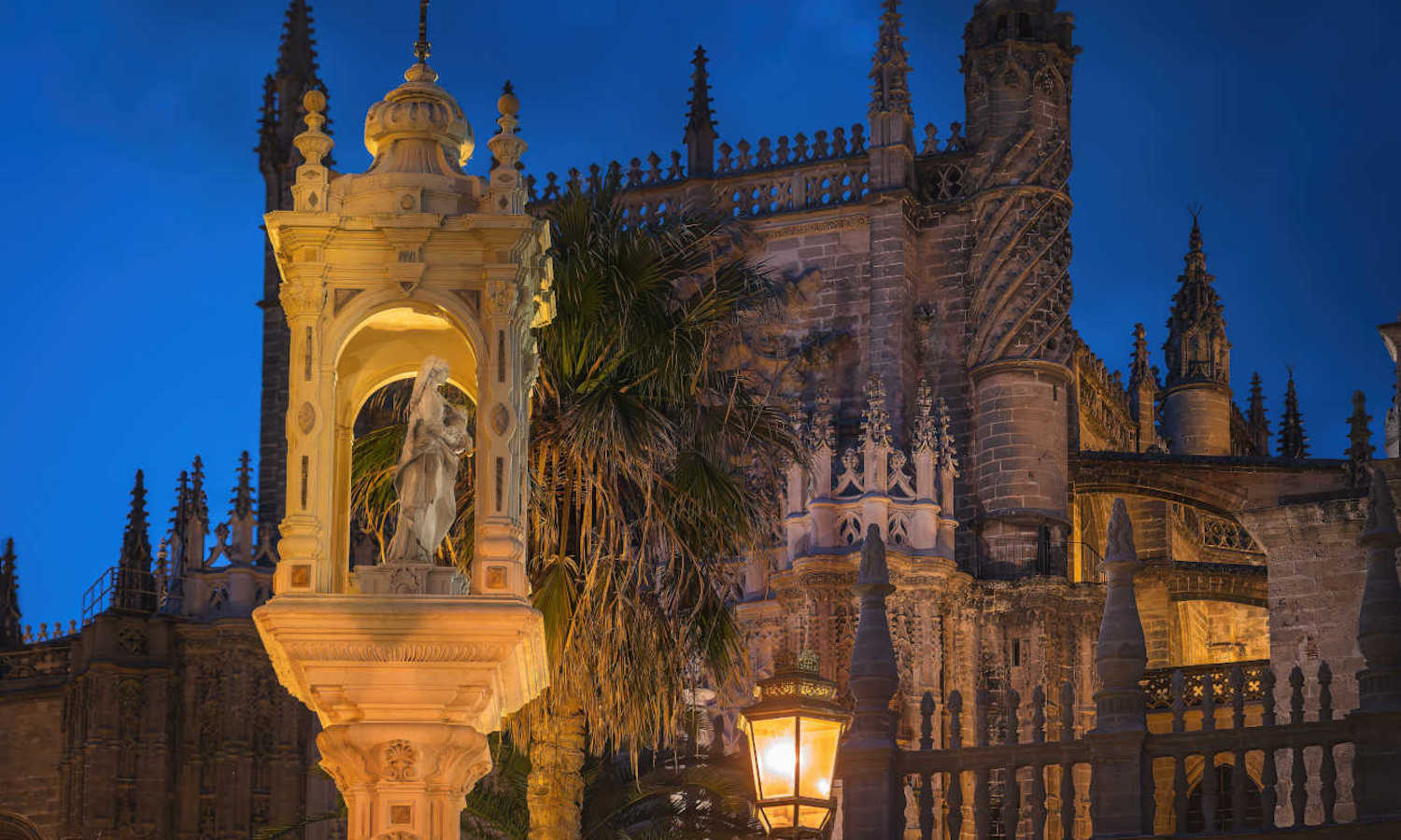 Las antiguas civilizaciones que han pasado por Sevilla nos dejan un sinfín de enigmas por resolver.
