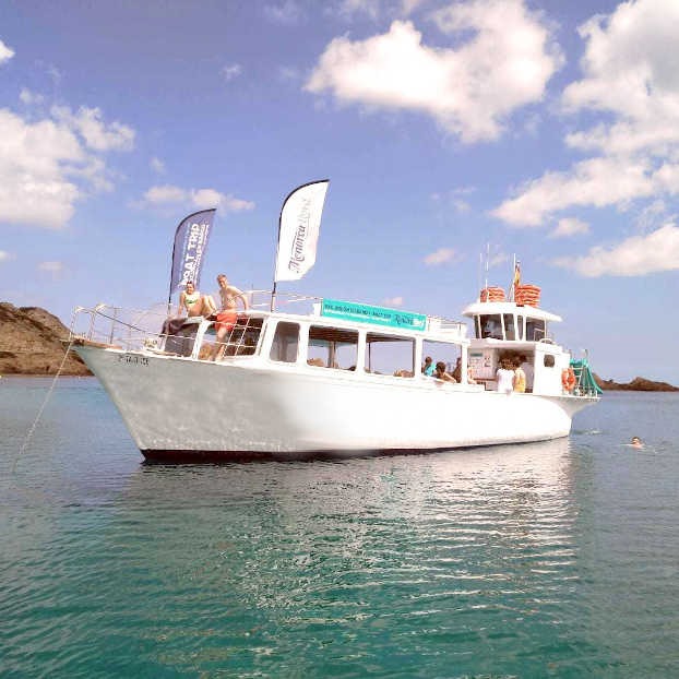 Paseo en Barco desde Fornells
