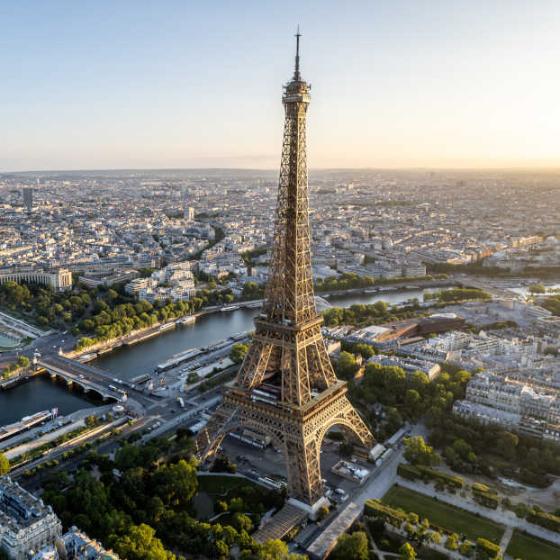 Free Tour Historia, Fotografía y Curiosidades con la Torre Eiffel
