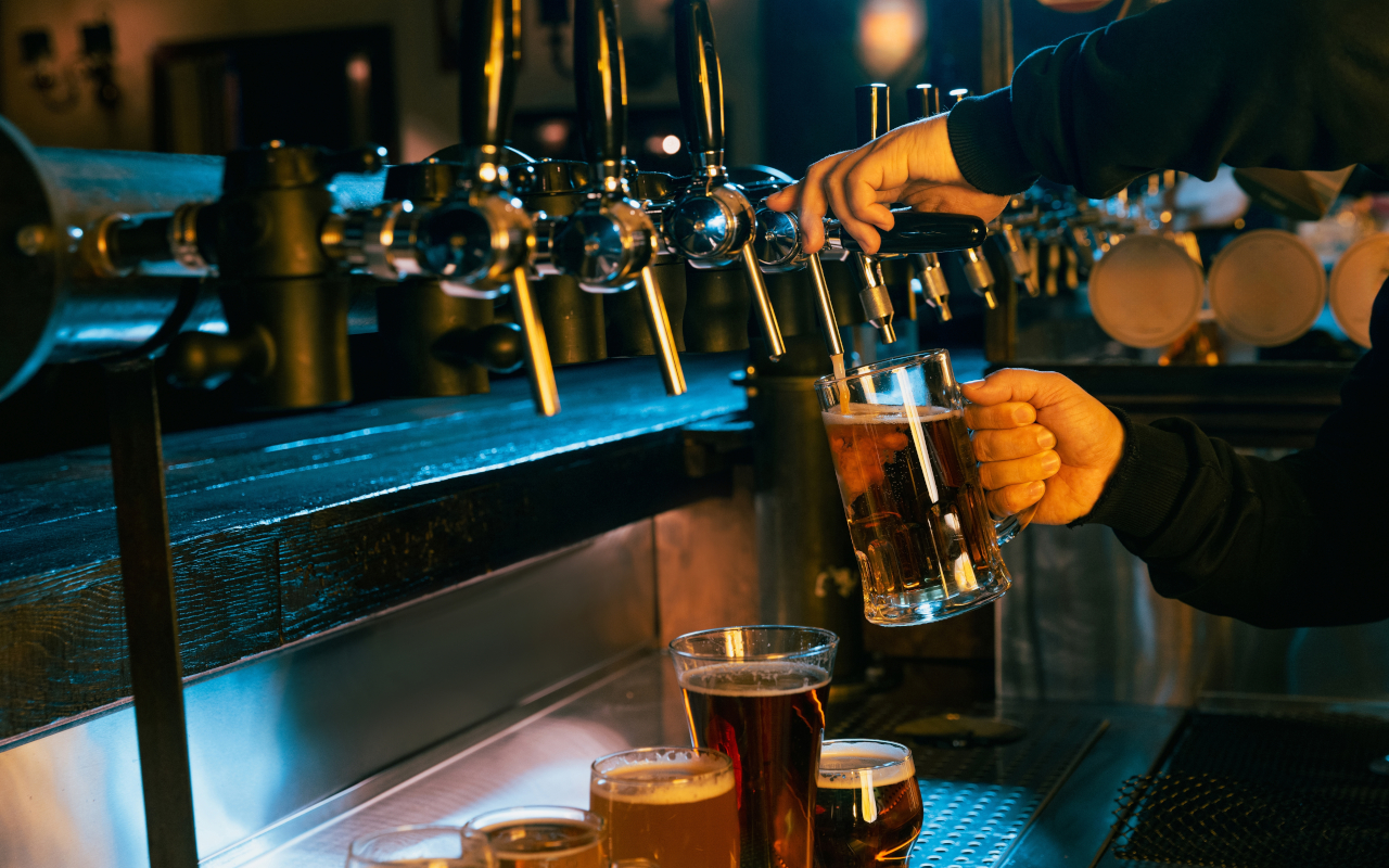La cerveza artesanal del establecimiento Sladovna es una de las más populares de la ciudad.