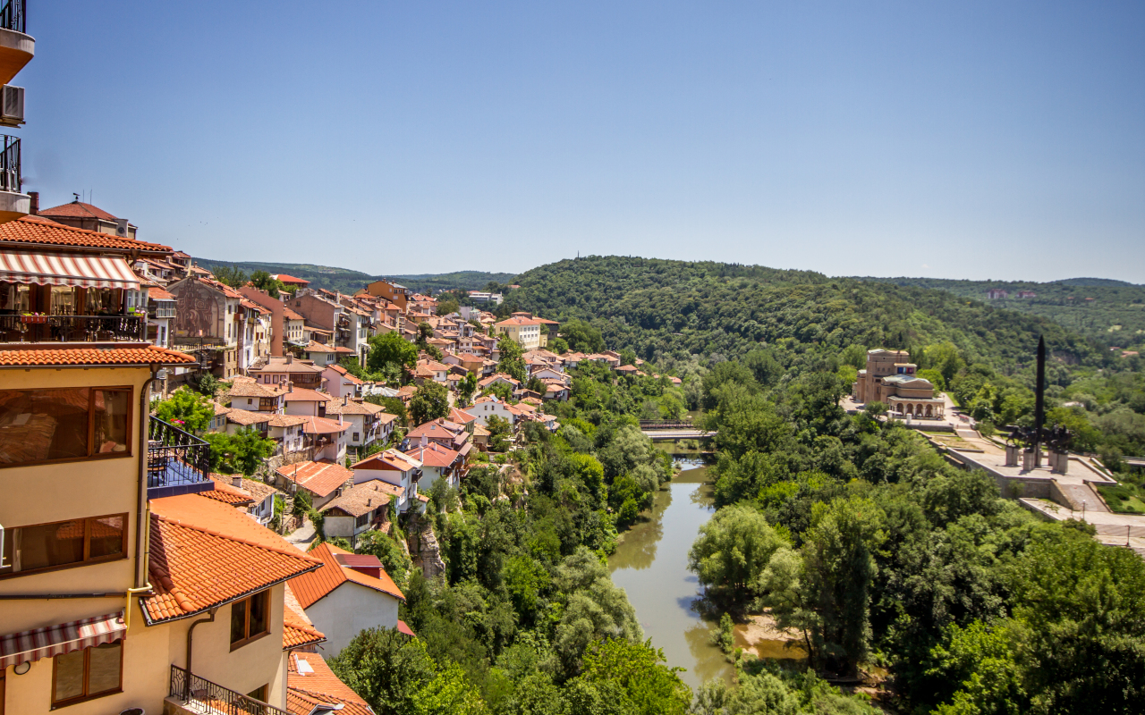 El pueblo de Arbanassi es otro de los puntos turísticos de esta excursión a Bulgaria desde Bucarest.