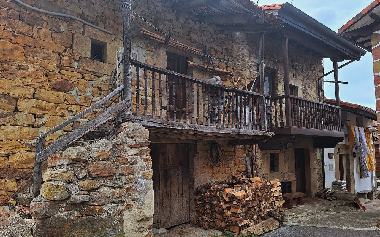Arquitectura típica del pueblo de San Sebastián de Garabandal.