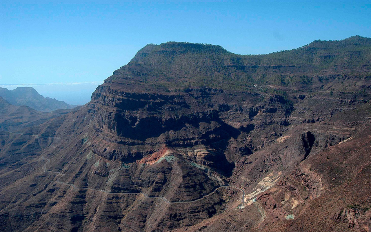 Los Azulejos de Veneguera, un espectáculo natural único en Gran Canaria.