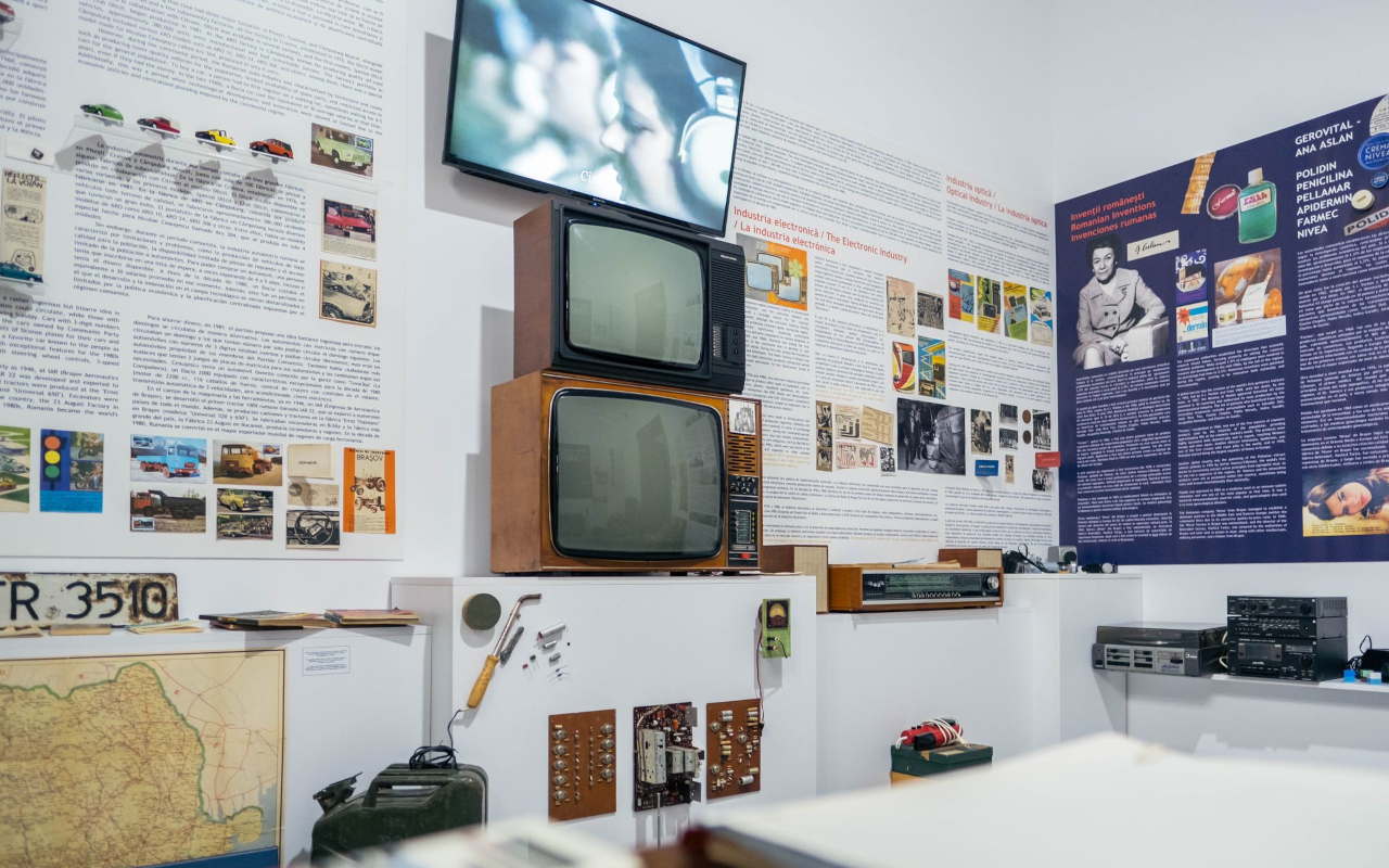 Museo del Comunismo de Bucarest, para el que se incluye la entrada de acceso en este tour.