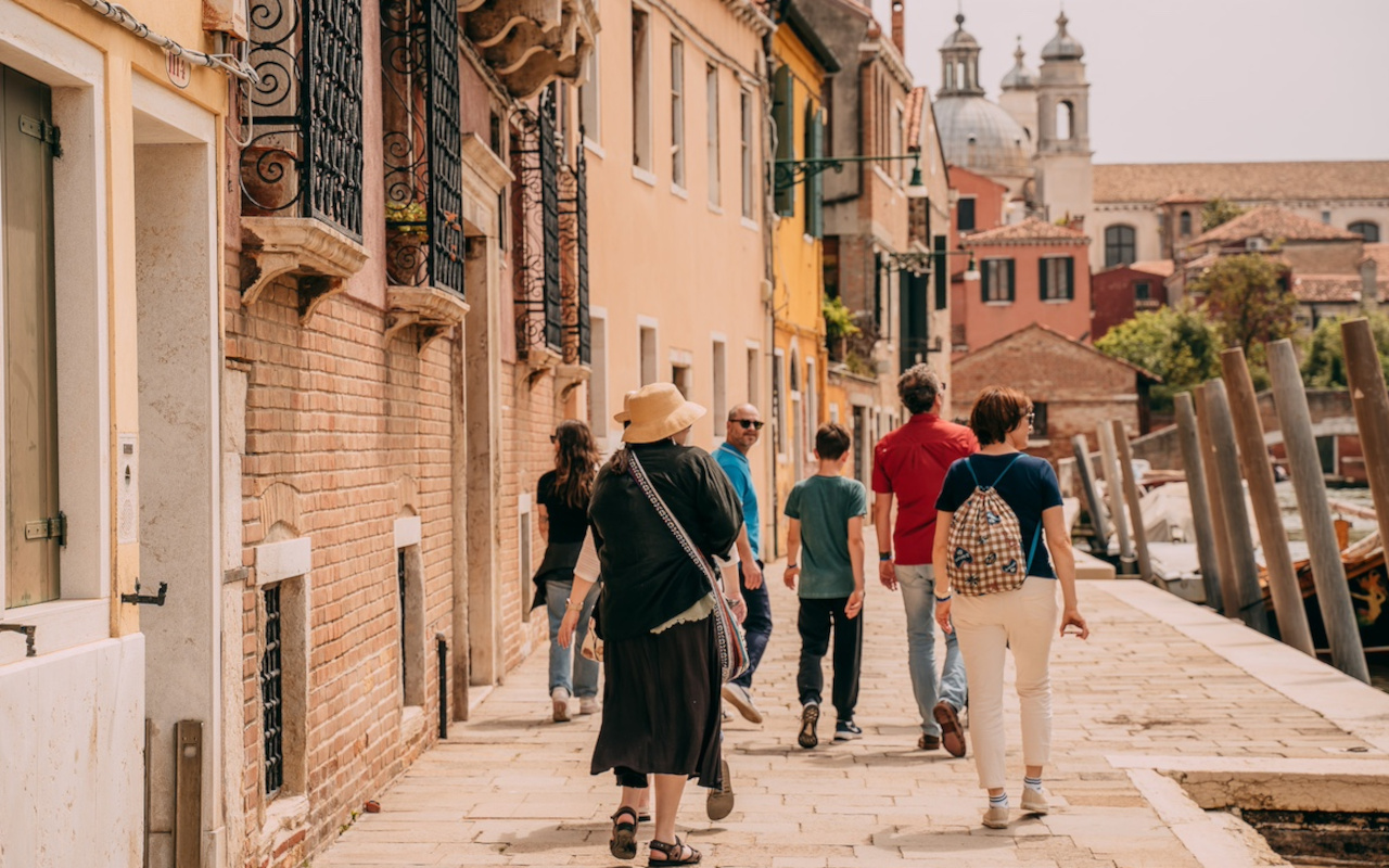 Paseo por la ciudad de Venecia para visitar algunas plazas emblemáticas.