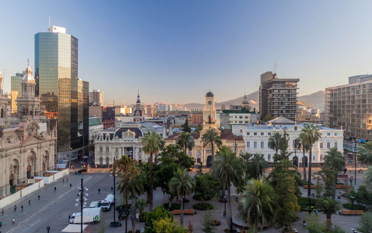 Vista aérea de la Plaza de Armas, una de las más emblemáticas de la ciudad.