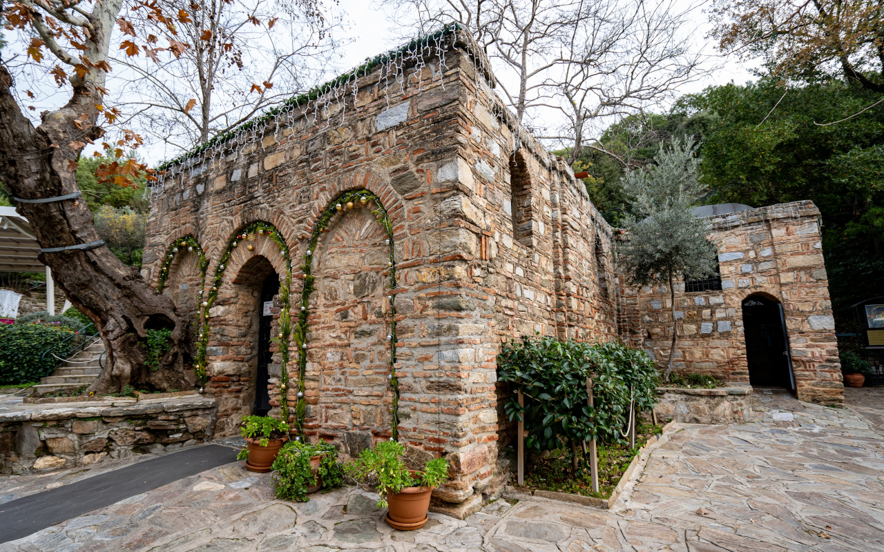La Casa de la Virgen María, en el monte Koressos, será nuestra última parada antes de regresar a Esmirna.