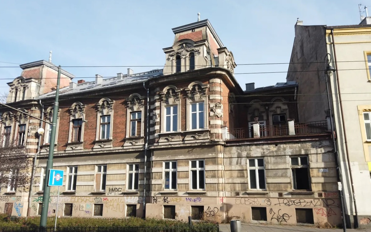 Veremos edificios vinculados con uno de los capítulos más trágicos de la historia.