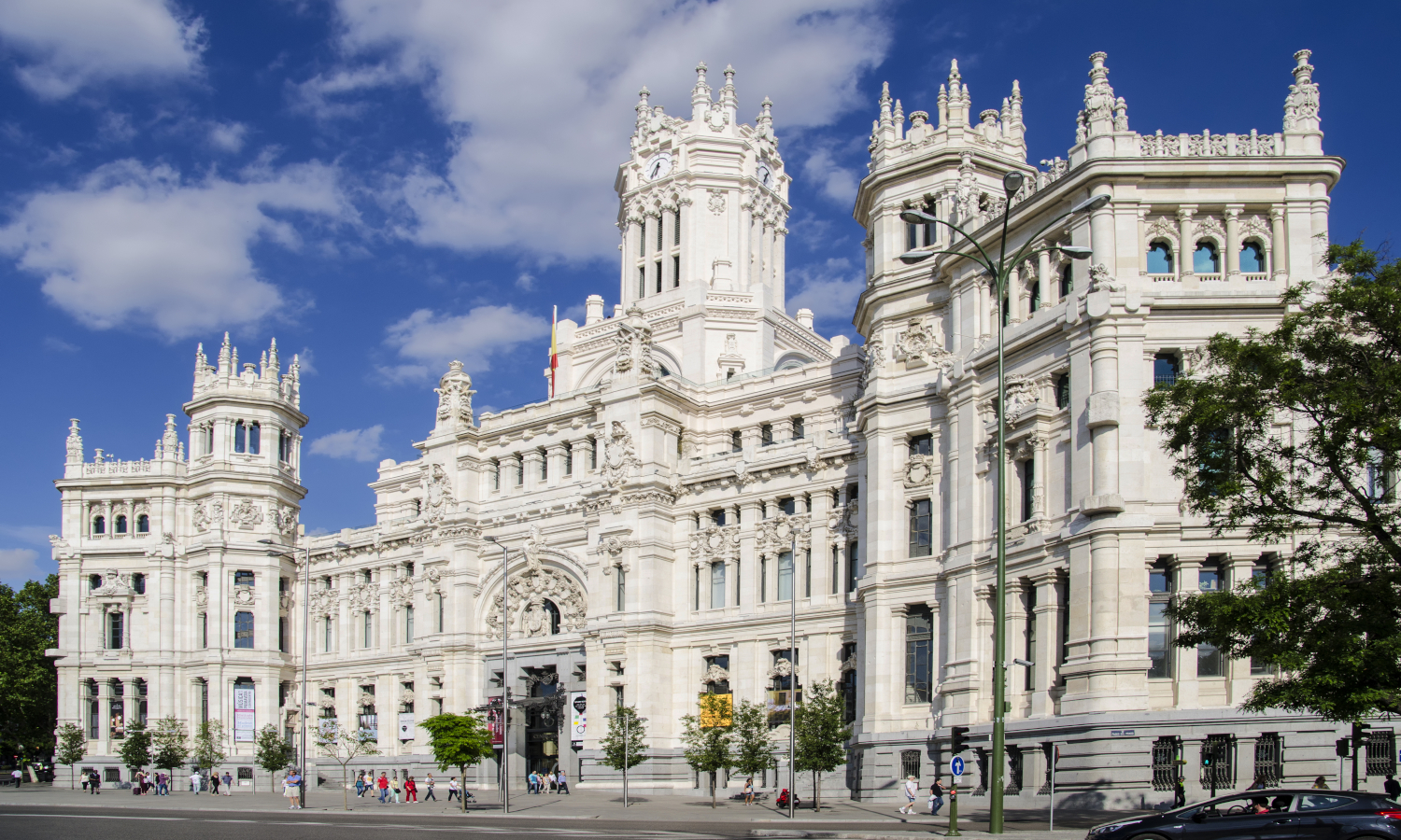 La sede principal del Ayuntamiento de Madrid es el Palacio de Cibeles.