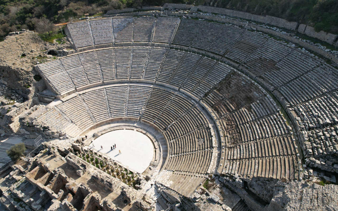 El Gran Teatro será otra de nuestras paradas imprescindibles durante la visita guiada.