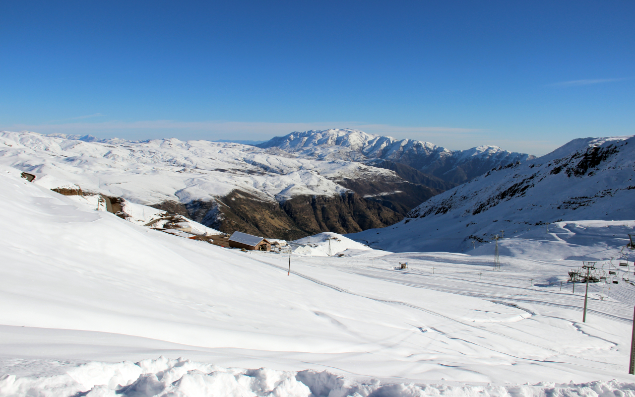 Paisaje del Valle Nevado que veremos en esta excursión desde Santiago de Chile.