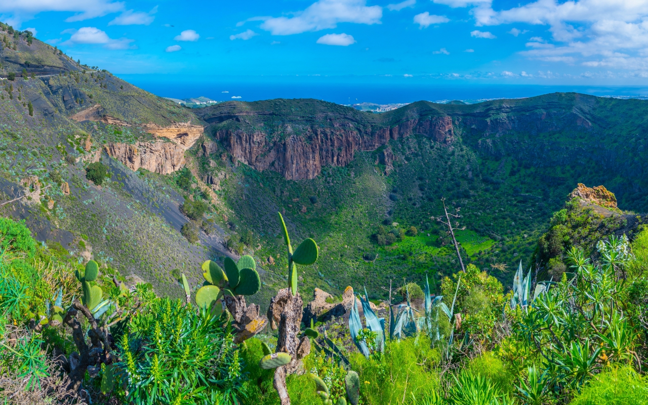 The Caldera de Bandama is one of the most impressive natural areas of Gran Canaria.