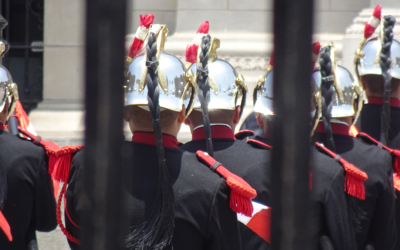 El cambio de guardia de Lima se ha convertido en un espectáculo en sí mismo.