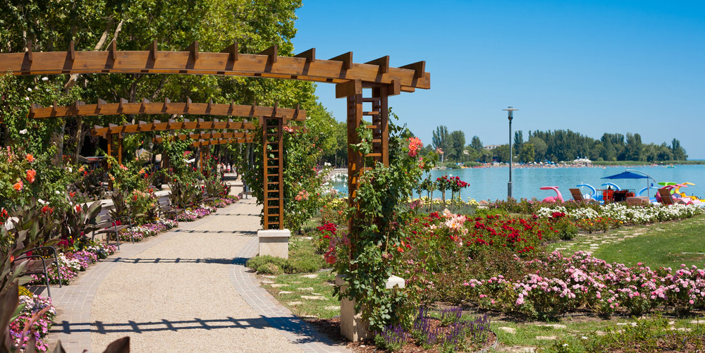 El lago Balaton es el mayor lago de agua dulce de Europa Central.