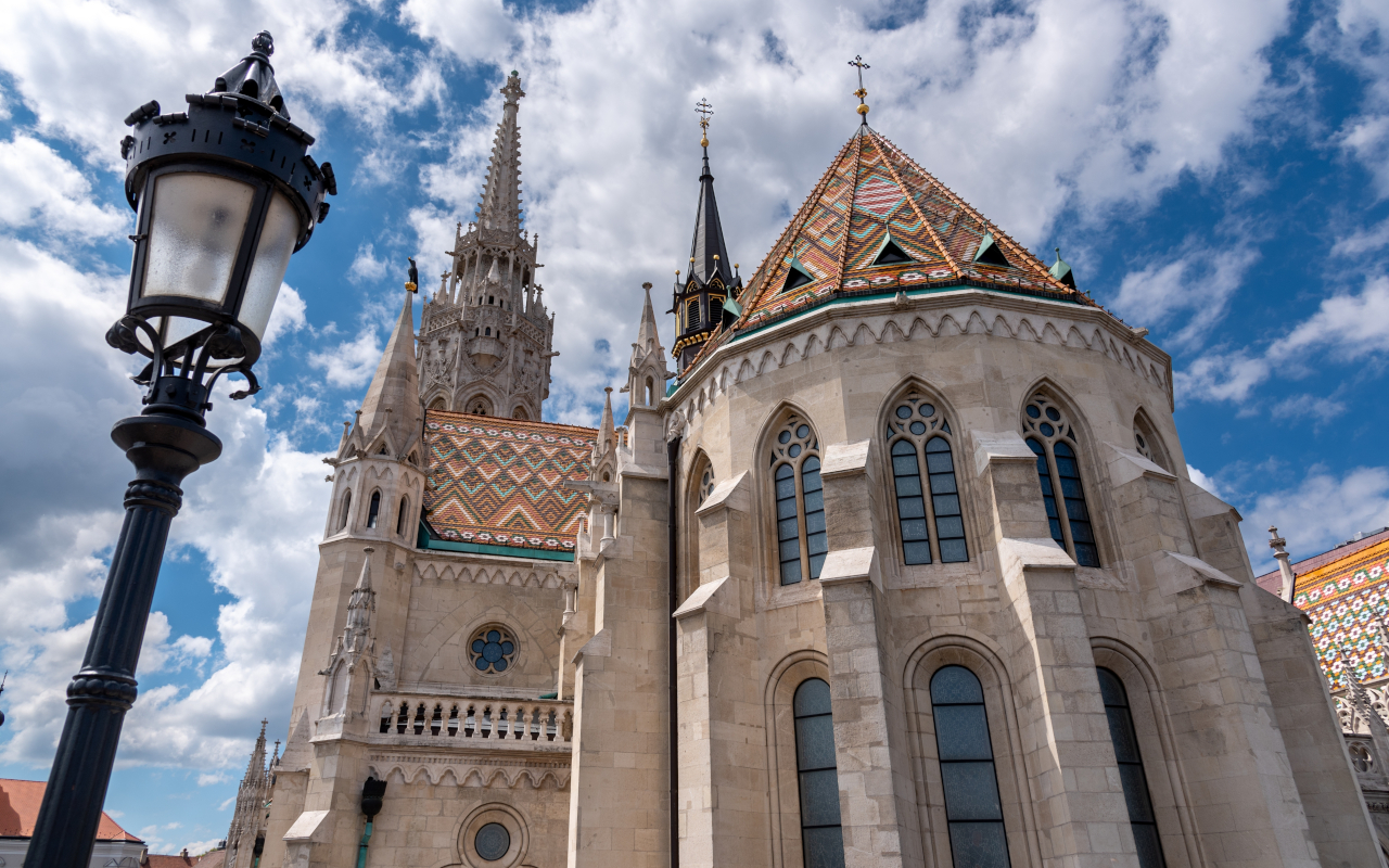 La iglesia de San Matías es otro de los monumentos icónicos del Castillo de Buda.