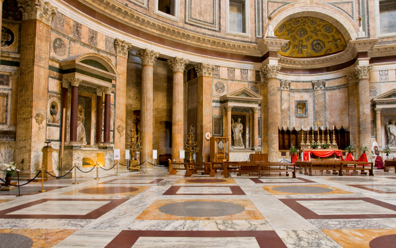 Interior del Panteón de Roma, del que podrás conocer la historia gracias a la audioguía.