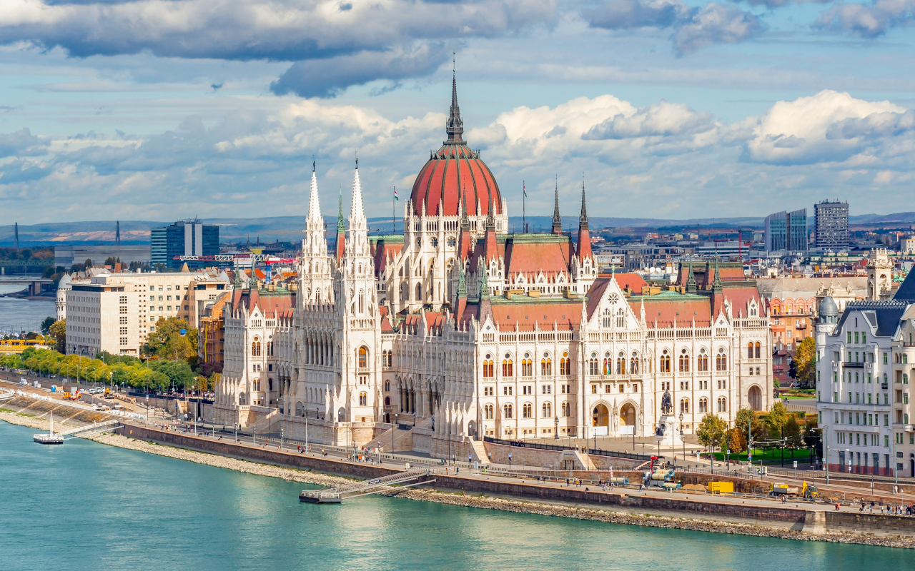 Parlamento de Budapest, una de las visitas incluidas en este tour.