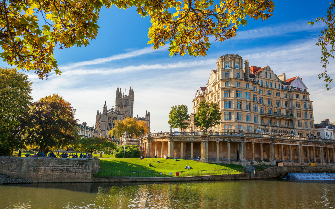 La ciudad de Bath en Inglaterra y sus baños romanos