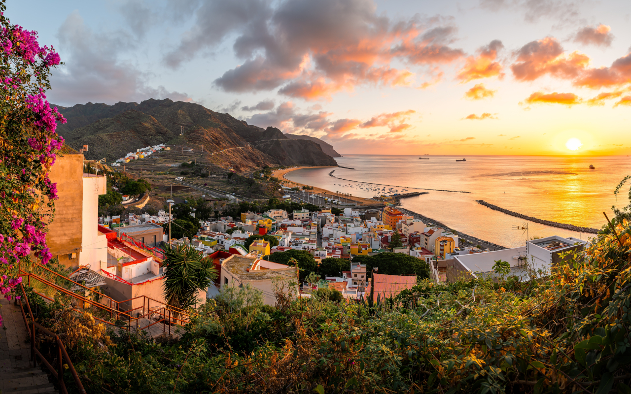 Playa de las Teresitas in panoramic view in Tenerife.