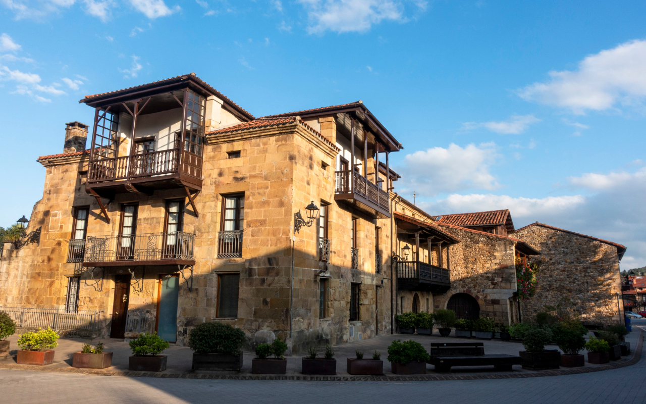 Calles típicas de Liérganes, Cantabria