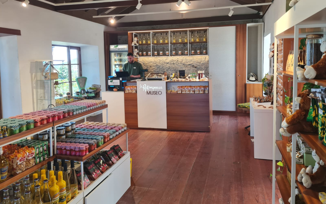 Zona de tienda en la Hacienda Rekompensa en Arucas, Gran Canaria