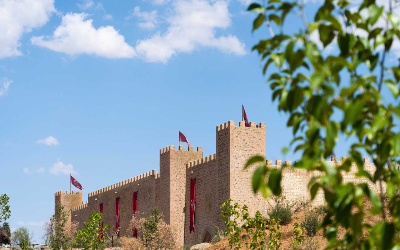 Castillo de Toledo donde se ubica el Puy du Fou España