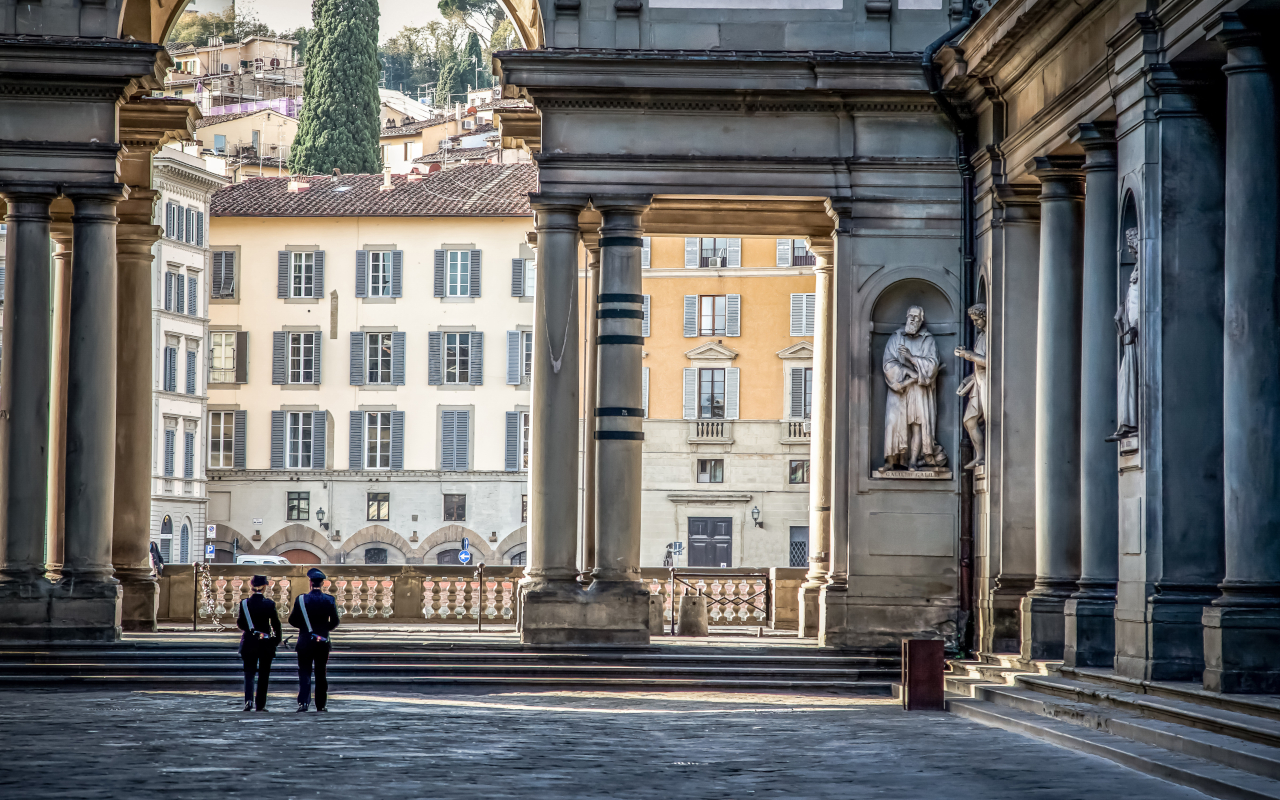 Los Uffizi brillan con su historia y belleza, siendo uno de los museos más emblemáticos del mundo.