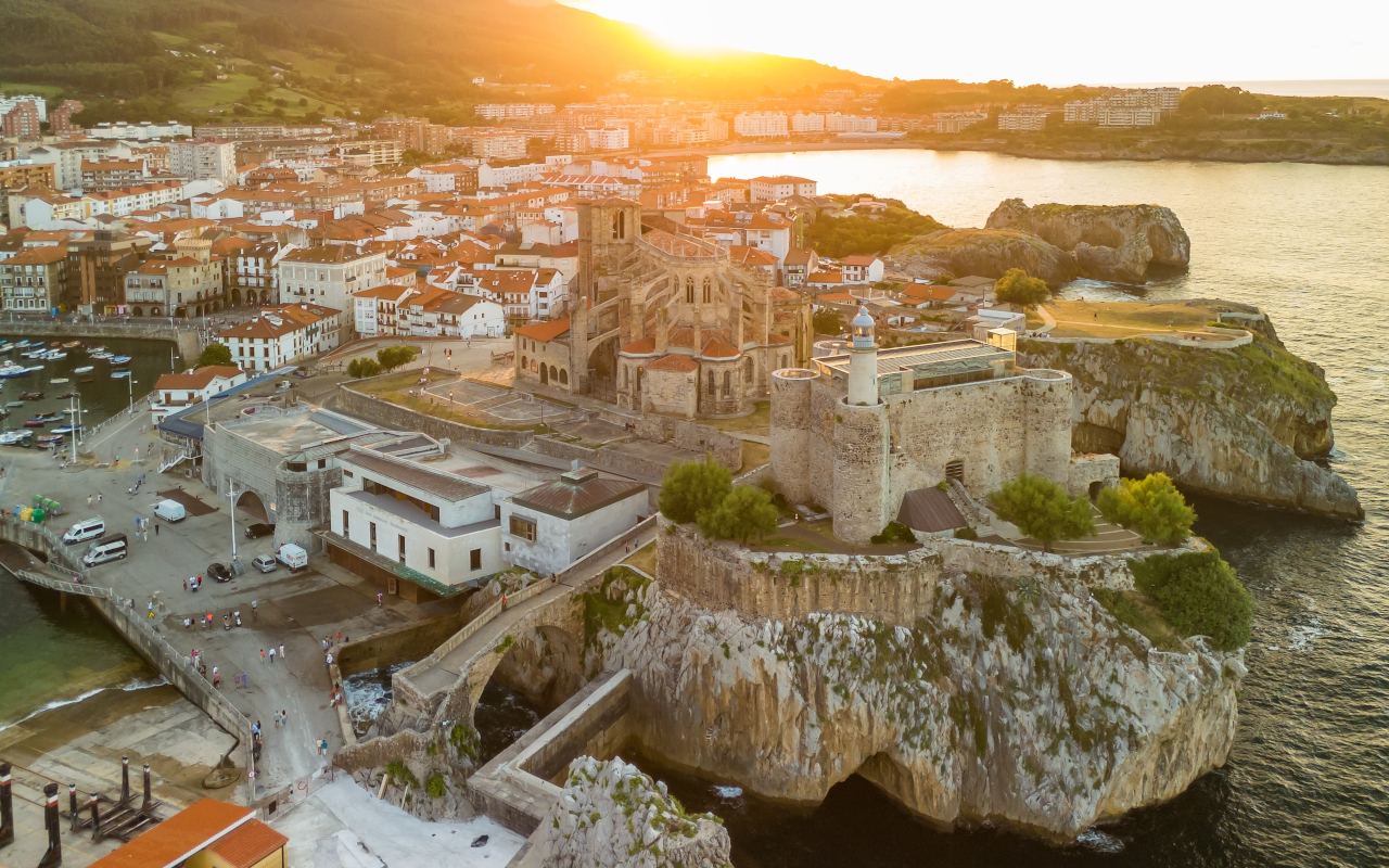 Vista aérea de Castro Urdiales, Cantabria