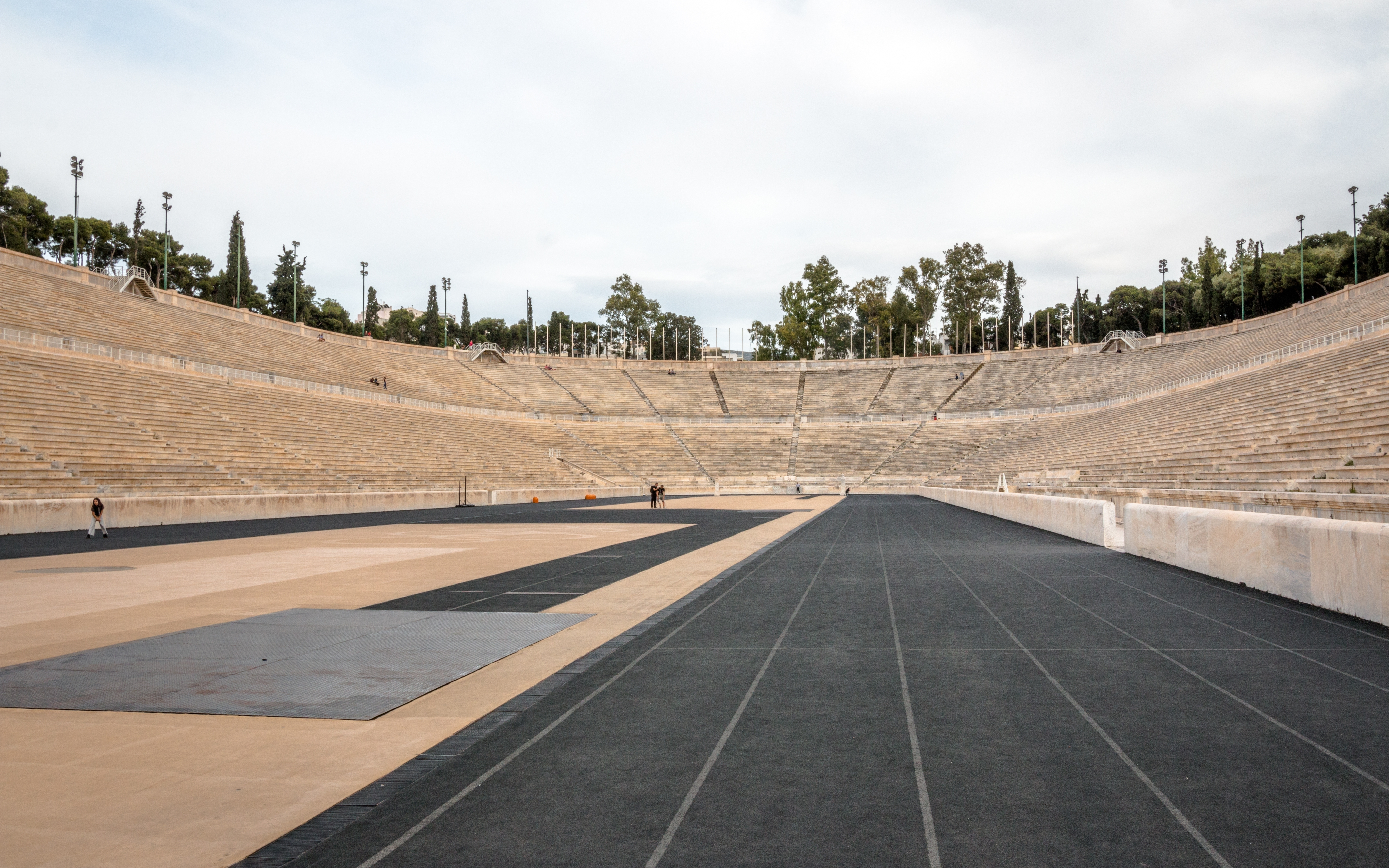 En el centro del Estadio Panatenaico en Atenas