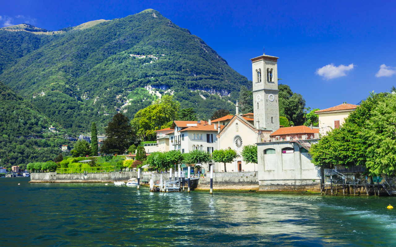 Torno, un pequeño pueblo que guarda la esencia más auténtica del lago.
