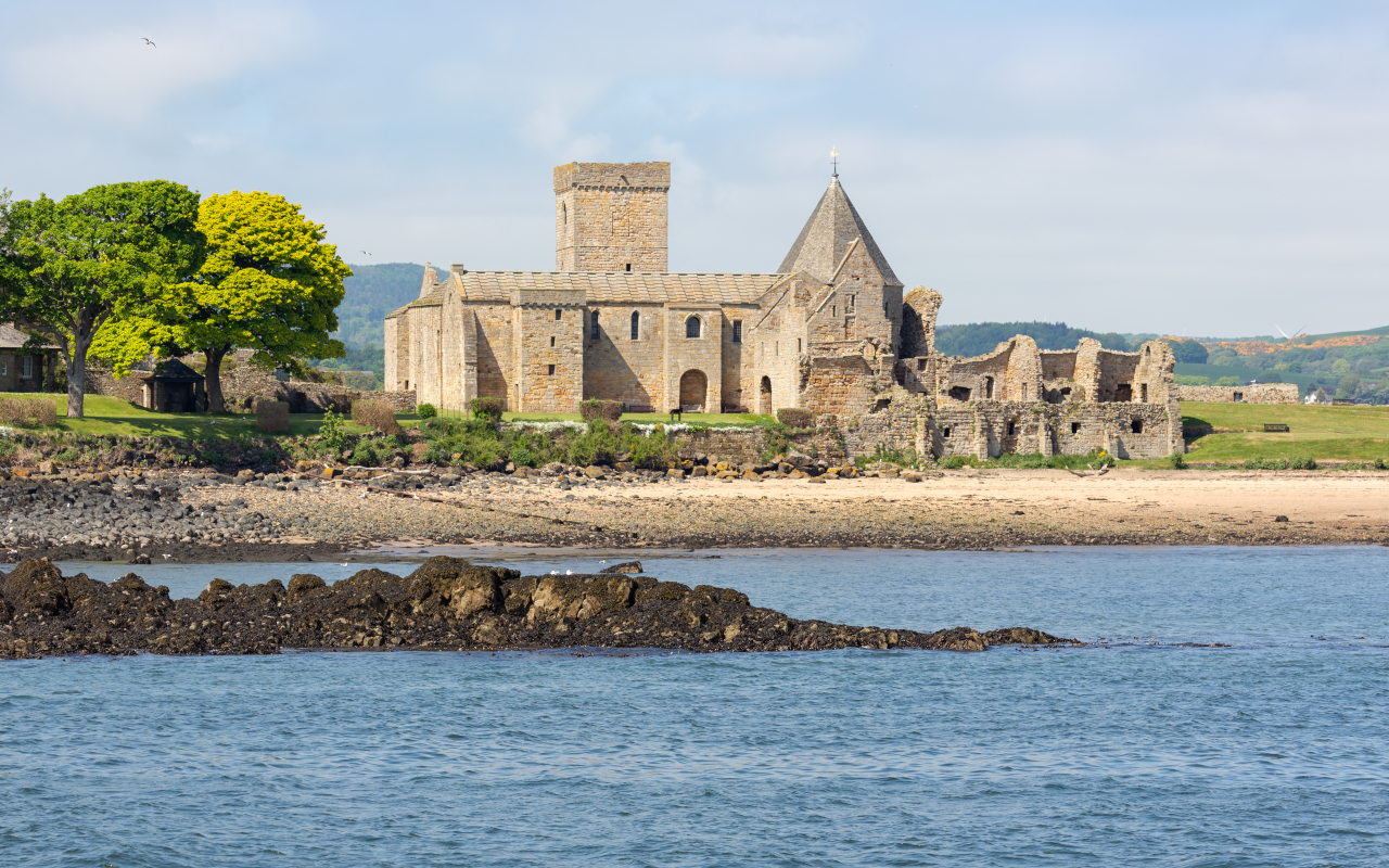 La abadía de Inchcolm en Escocia
