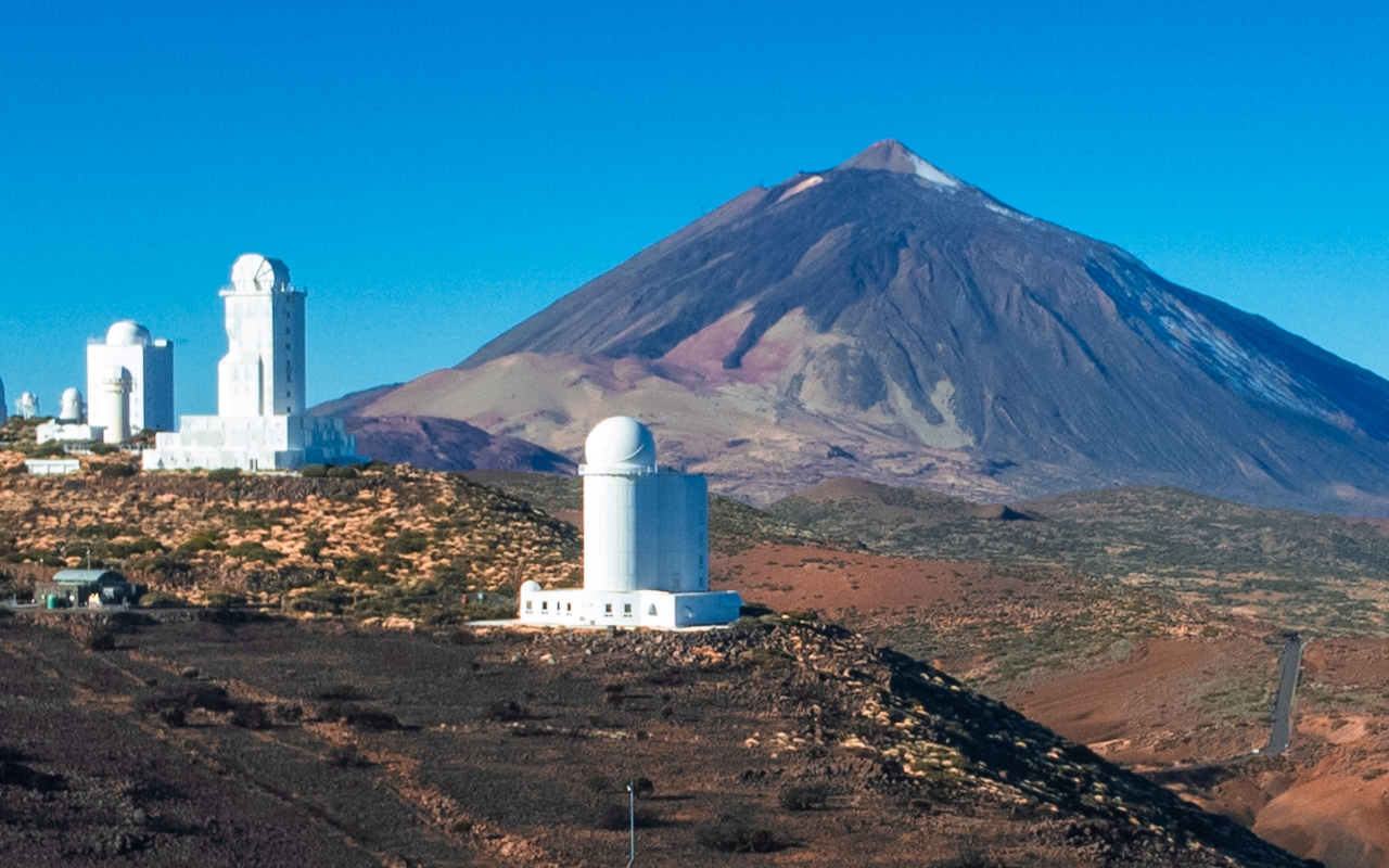 Vistas del Teide de fondo completando una imagen casi sacada de una postal.
