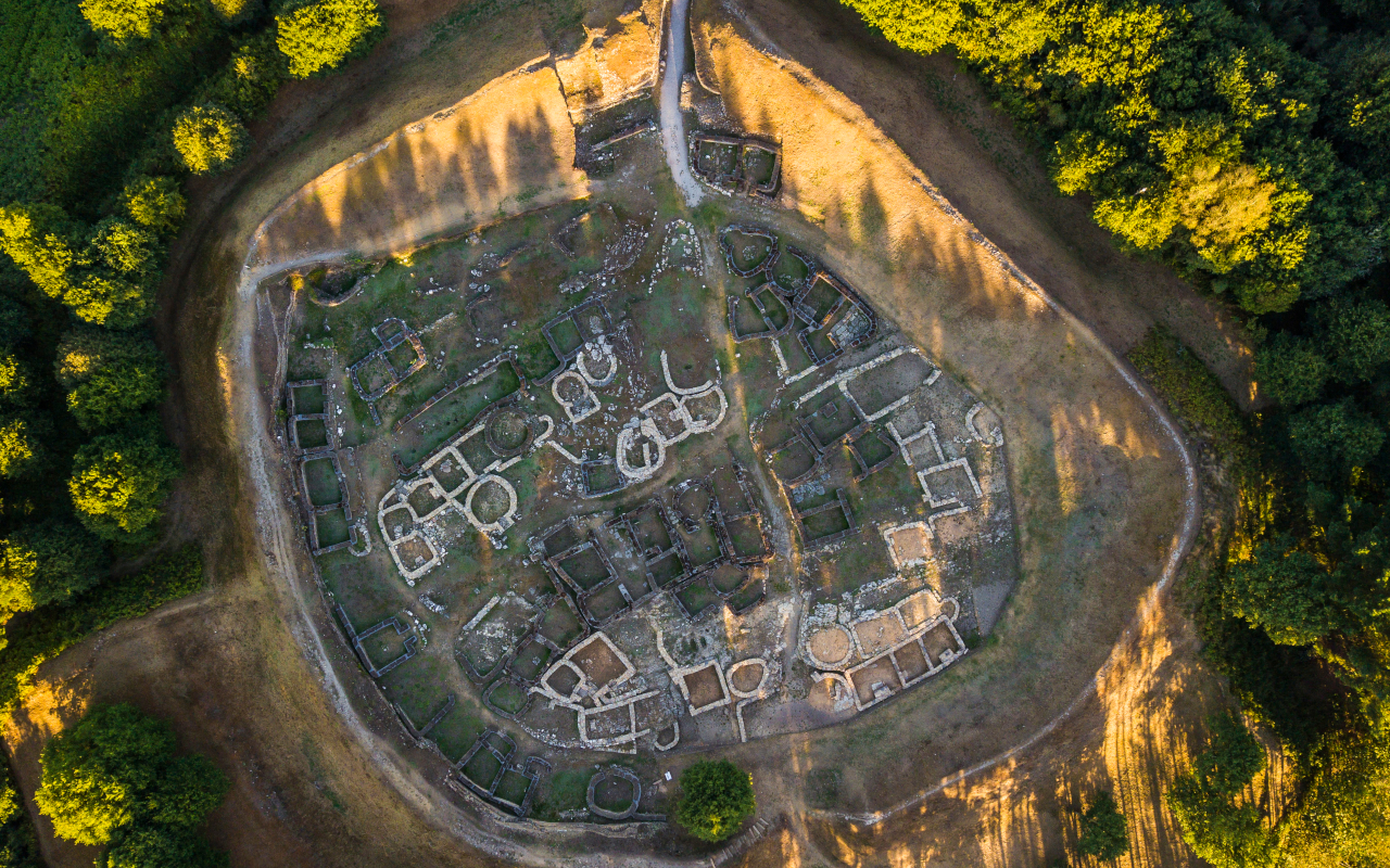 Vista aérea del Castro de Viladonga en Lugo, Galicia