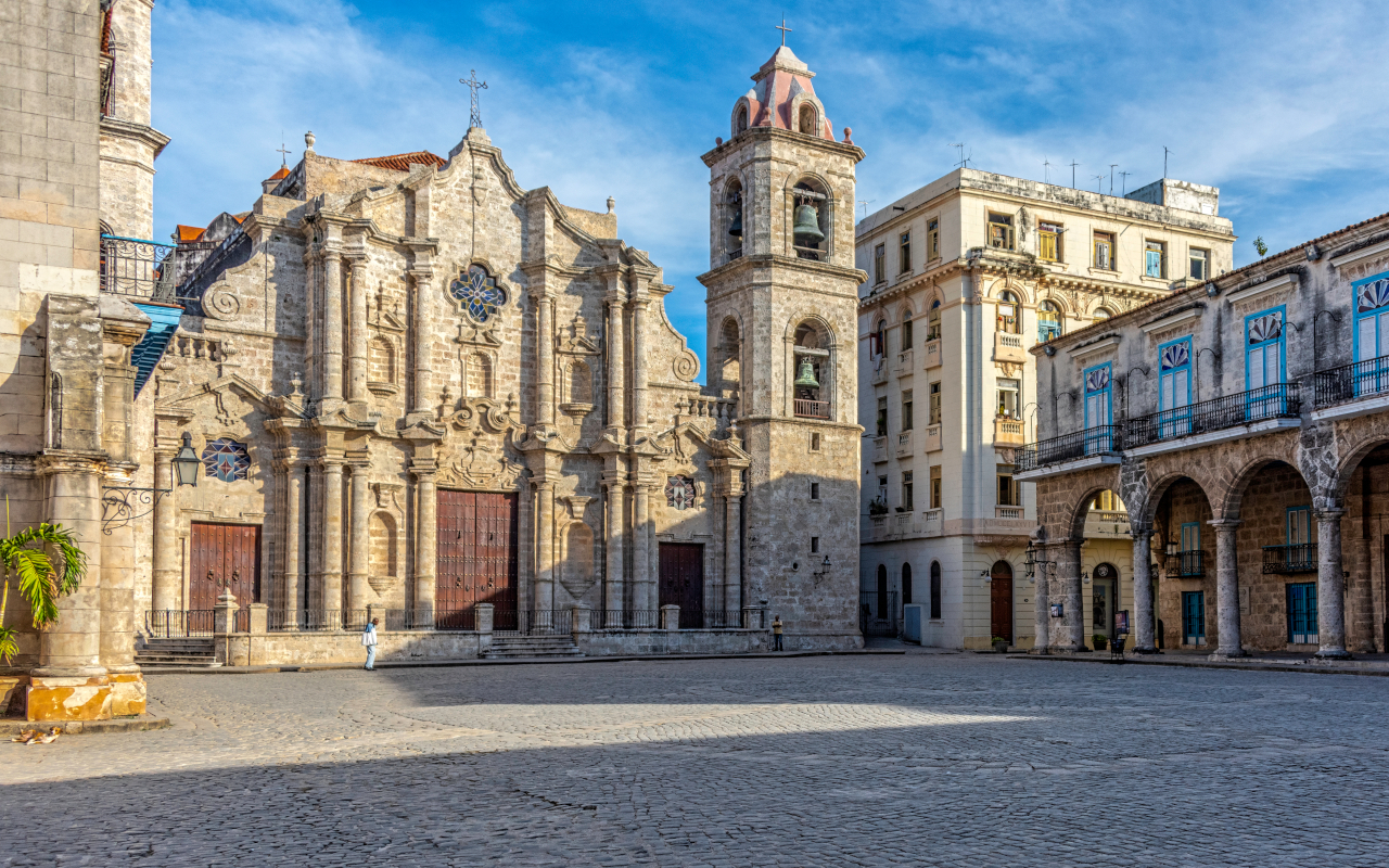 La plaza de la catedral en La Habana, Cuba