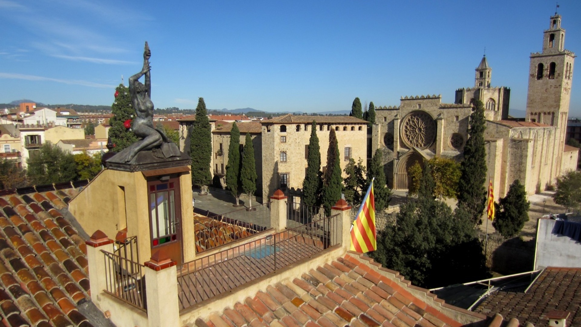 Vistas del Monasterio de Sant Cugat desde la terraza de Cal Gerrer