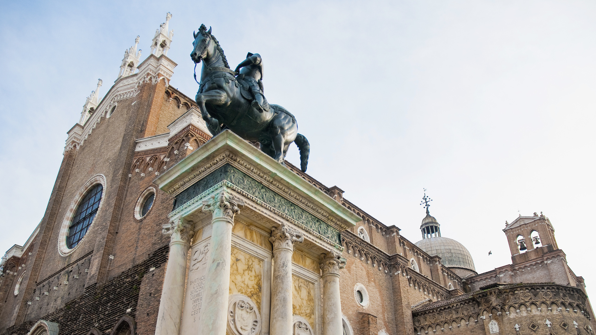 Estatua de Colleoni en el Campo Santi Giovanni e Paolo de Venecia