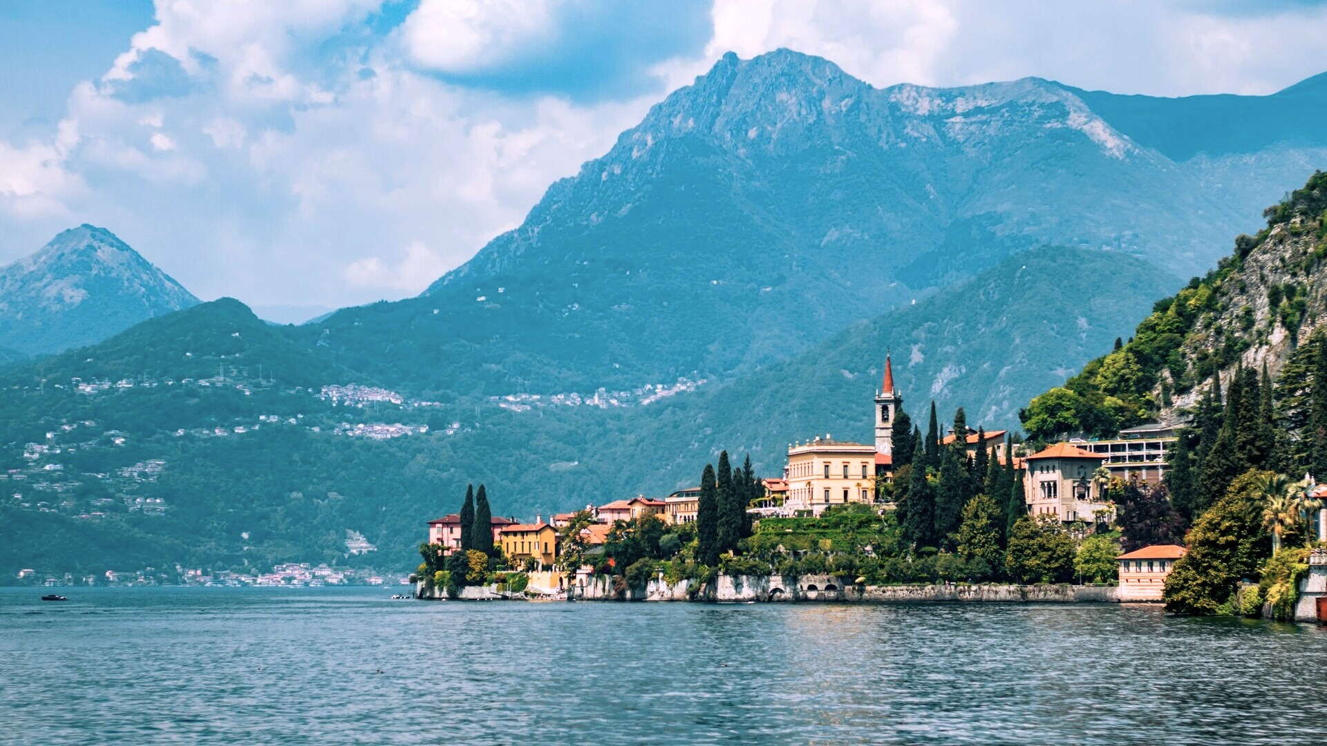 Vista de Bellagio en el Lago de Como, Italia