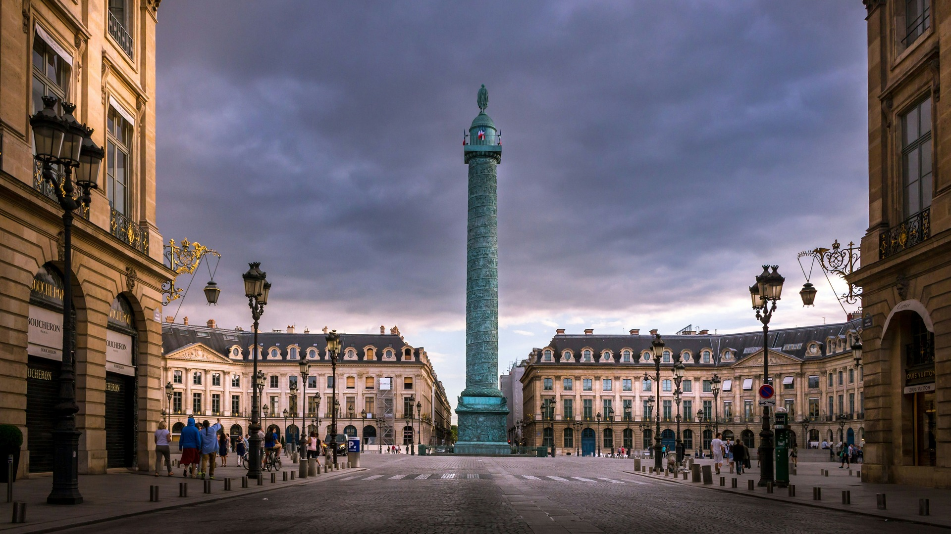Columna Vendôme en la Place Vendôme de París