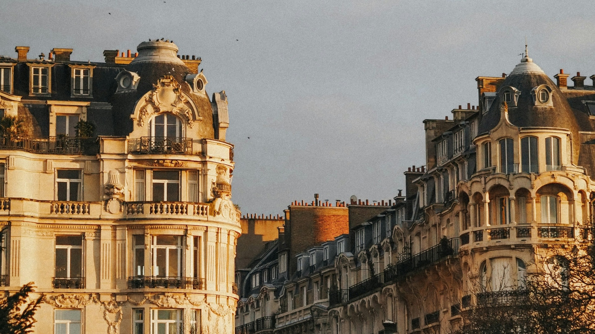 Edificios de estilo Haussmann en París