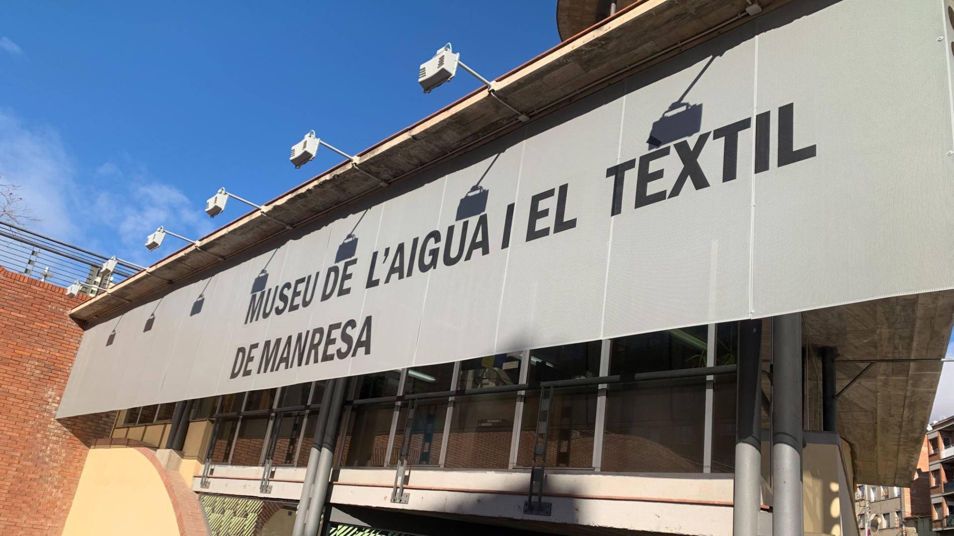 Fachada del Museu de l'Aigua i el Tèxtil de Manresa
