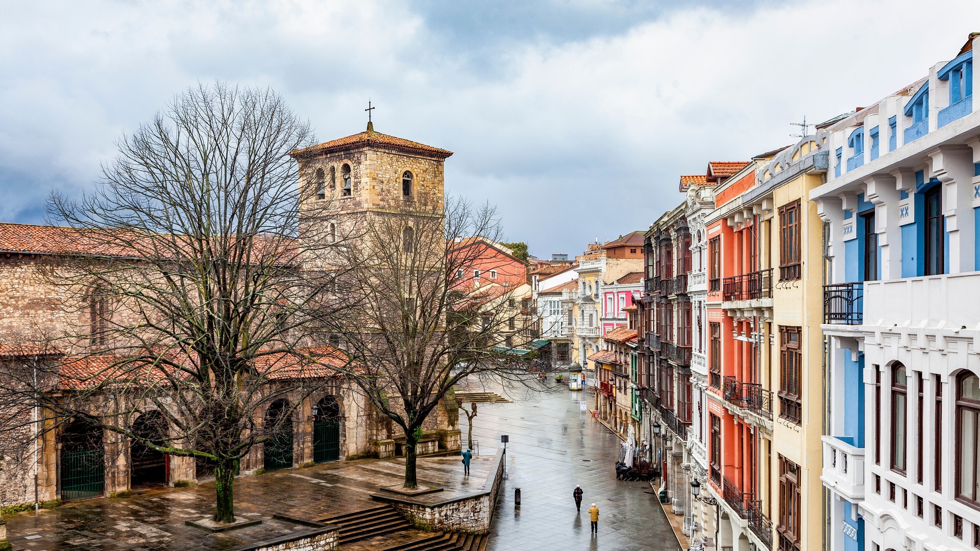 Plaza del casco histórico de Avilés