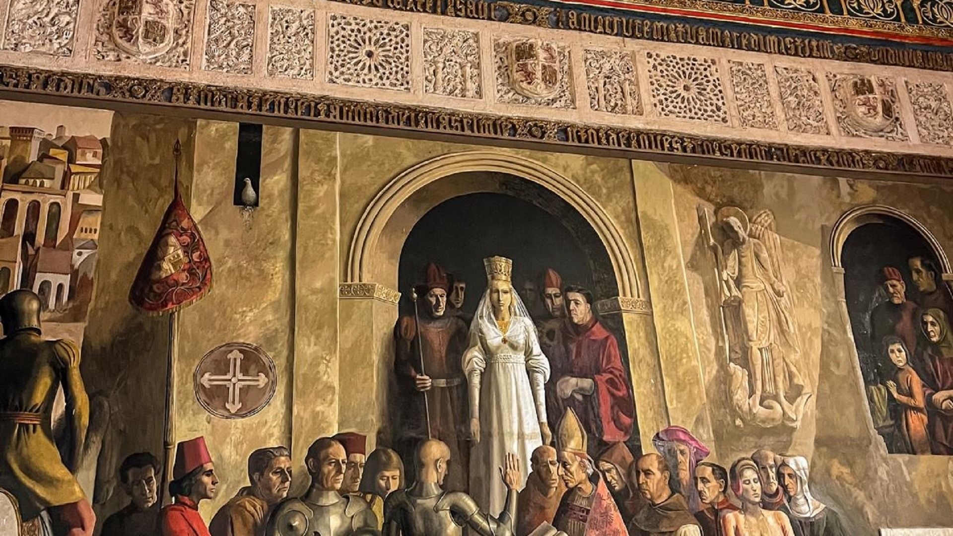 Mural histórico en el Alcázar de Segovia que representa una coronación real.